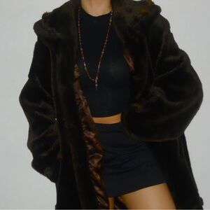 Vintage Tortoiseshell coloured fur coat🤎